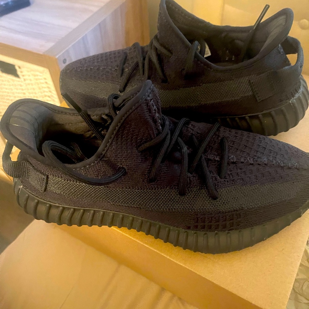 SOLD‼️‼️‼️‼️‼️‼️‼️‼️‼️‼️ Yeezy 350 Boost!